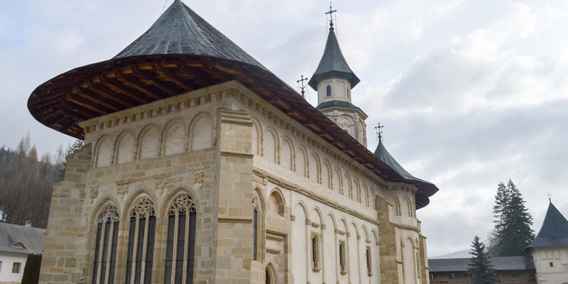 Partenze di gruppo Viaggio Romania Culto e Cultura: Le chiese ed i monasteri